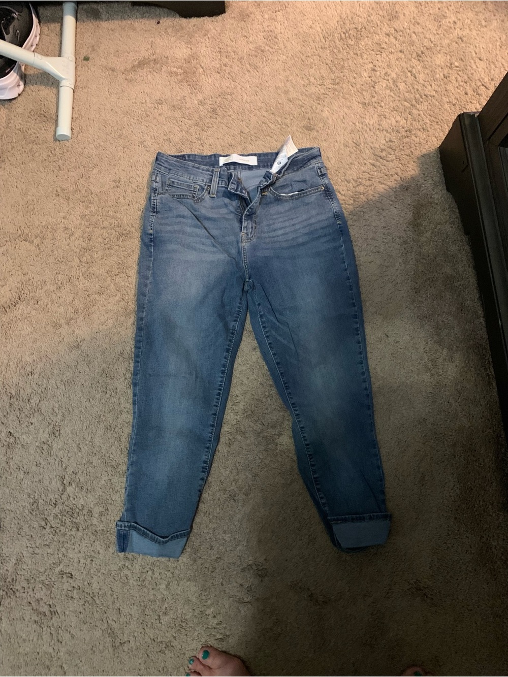 Signature by Levi Strauss Light Blue Boyfriend Jean capris